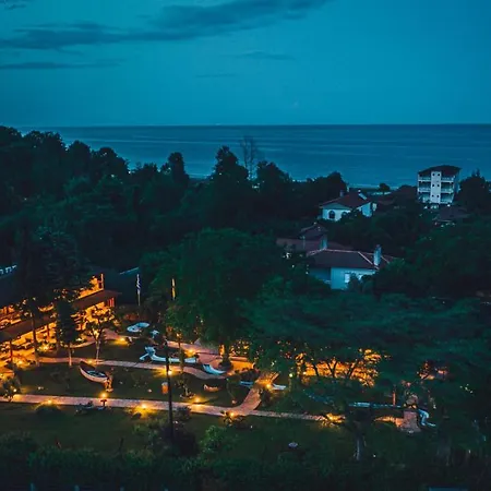 アパート Simi Luxury *