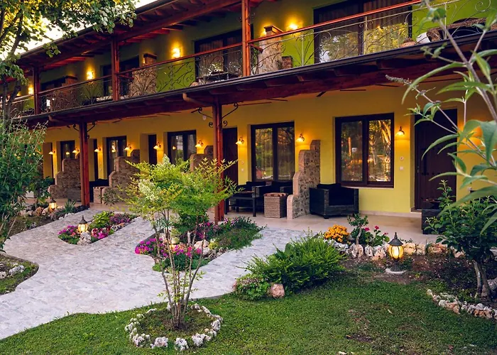 Simi Luxury